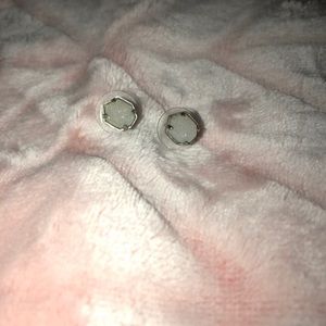 Taylor Stud earrings & Necklace